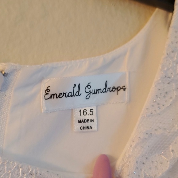 Little Girl’s Size 16.5 Communion Dress - Picture 3 of 7